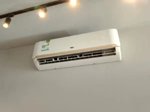 خدمة إصلاح مكيفات الهواء المنفصلة في حي السفارات.